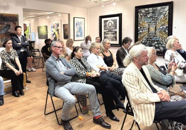 掌盘策略 “从黄浦江到易北河：中德艺术家的交响”展览亮相汉堡